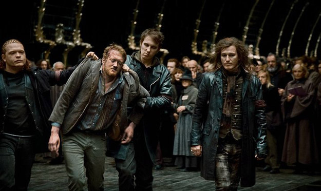 Гарри Поттер и Дары смерти, кадры. постеров у фильма: 26трейлеров у фильма: 35 Гарри Поттер и Дары смерти, кадры. постеров у фильма: 26трейлеров у фильма: 35