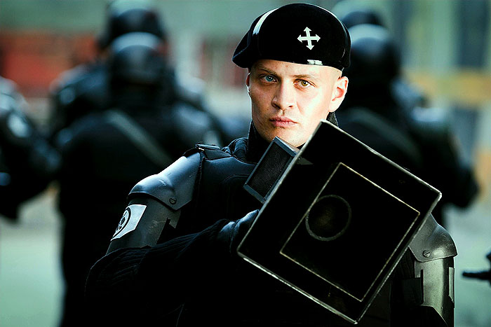  , .   : ϸ Ը   : 12  : 10