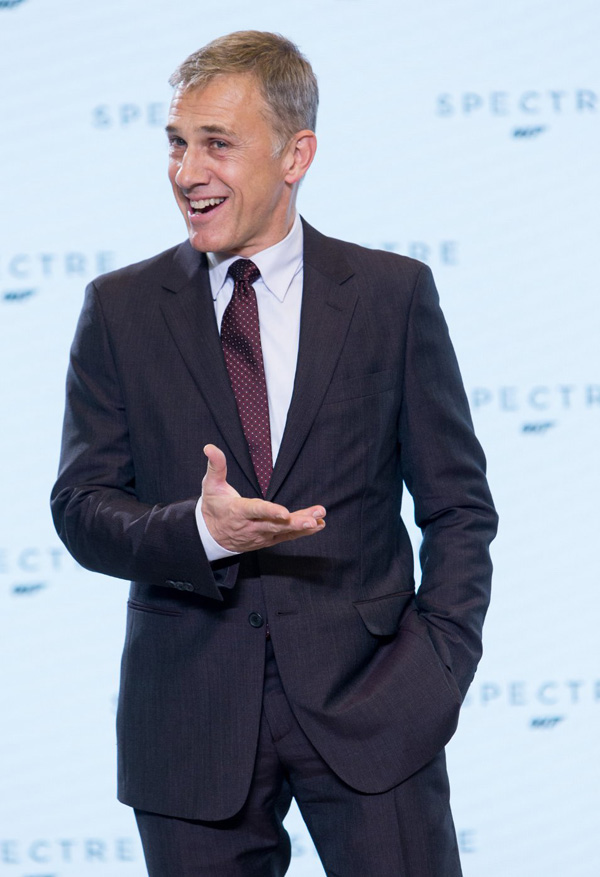 007: , .   :     : 7  : 38