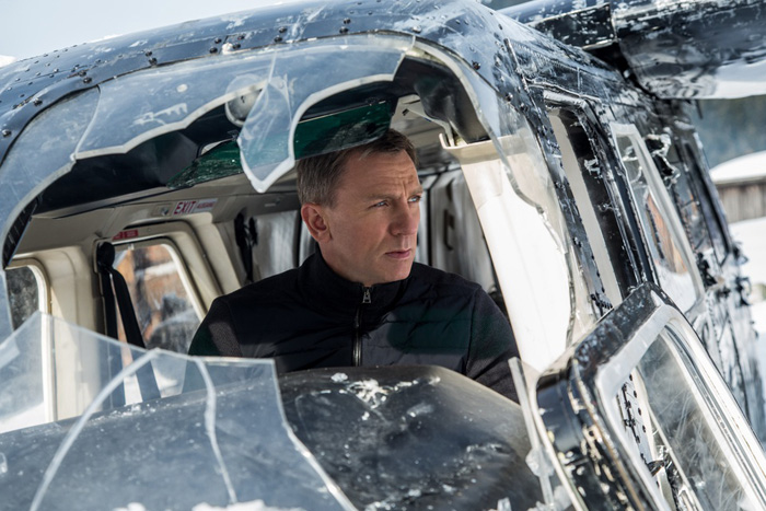007: , .   :     : 7  : 38