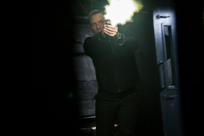 007: , .   :     : 7  : 38