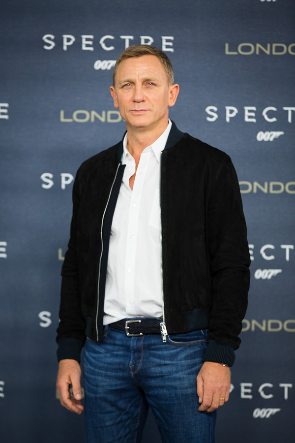 007: , .   :     : 7  : 38