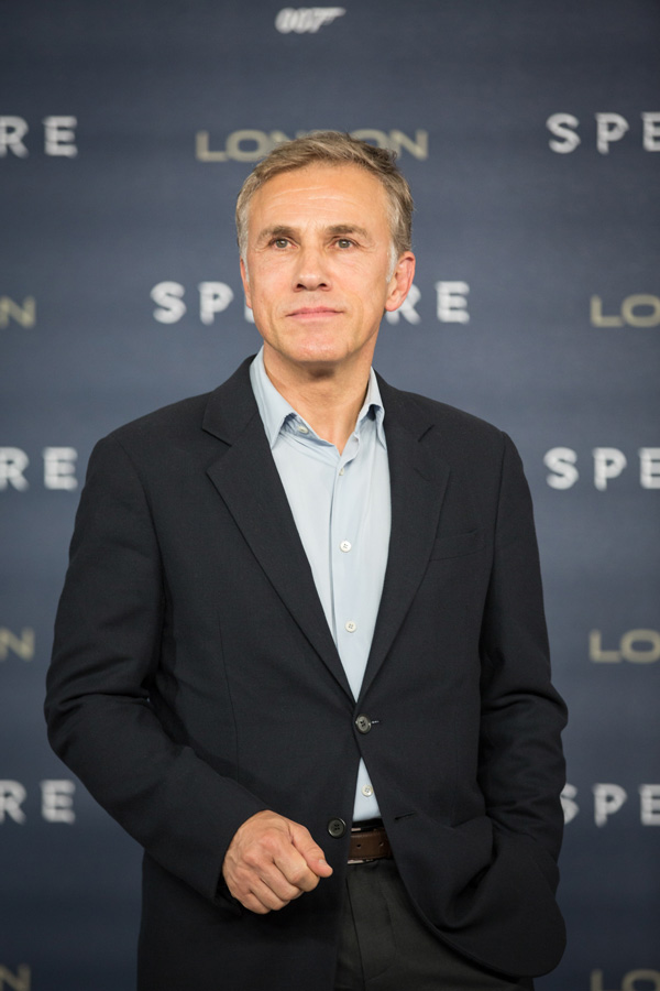 007: , .   :     : 7  : 38