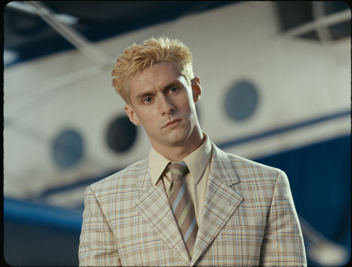 V ��������: � ������� ������������ ��������, �����.  �������� � ������: 2��������� � ������: 1