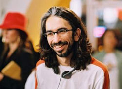 Такер Ананд